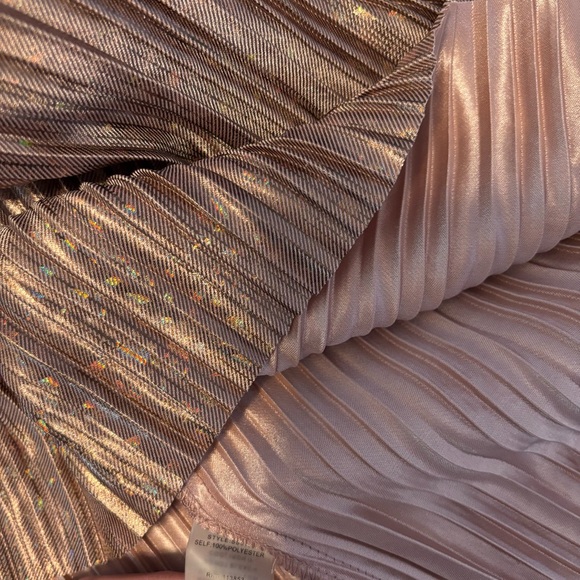 New skirt size XS - Picture 7 of 7